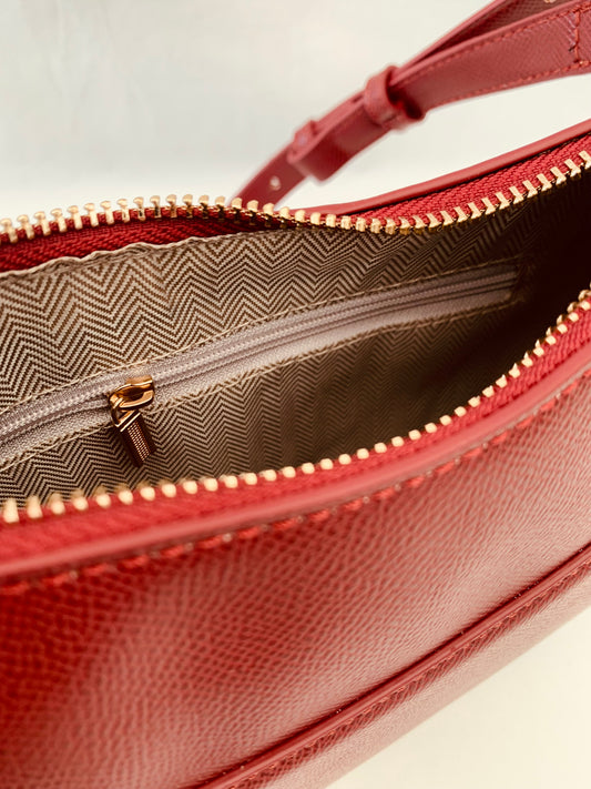 Handtas ‘dark red love’