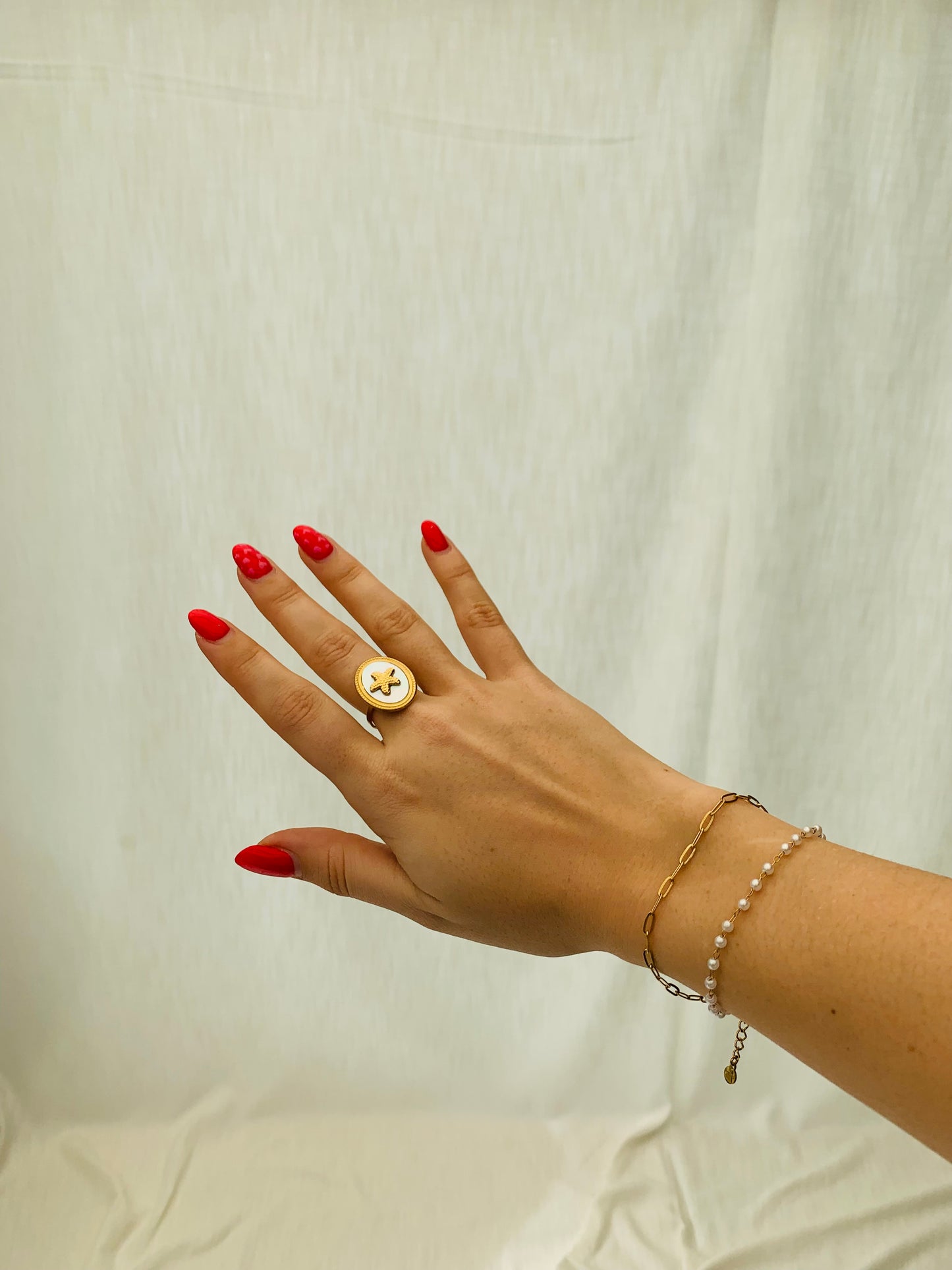 Ring 'seaside charm'