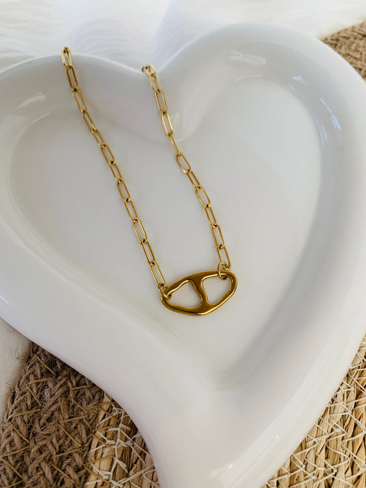 Ketting 'unique touch'