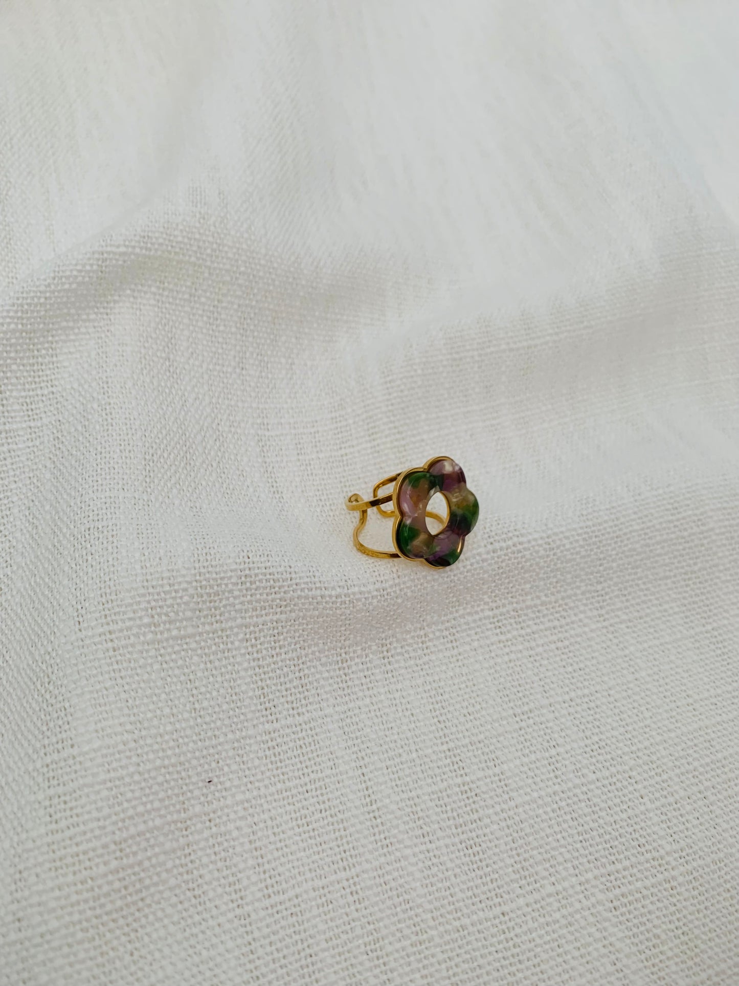 Ring 'rainbow bloom'