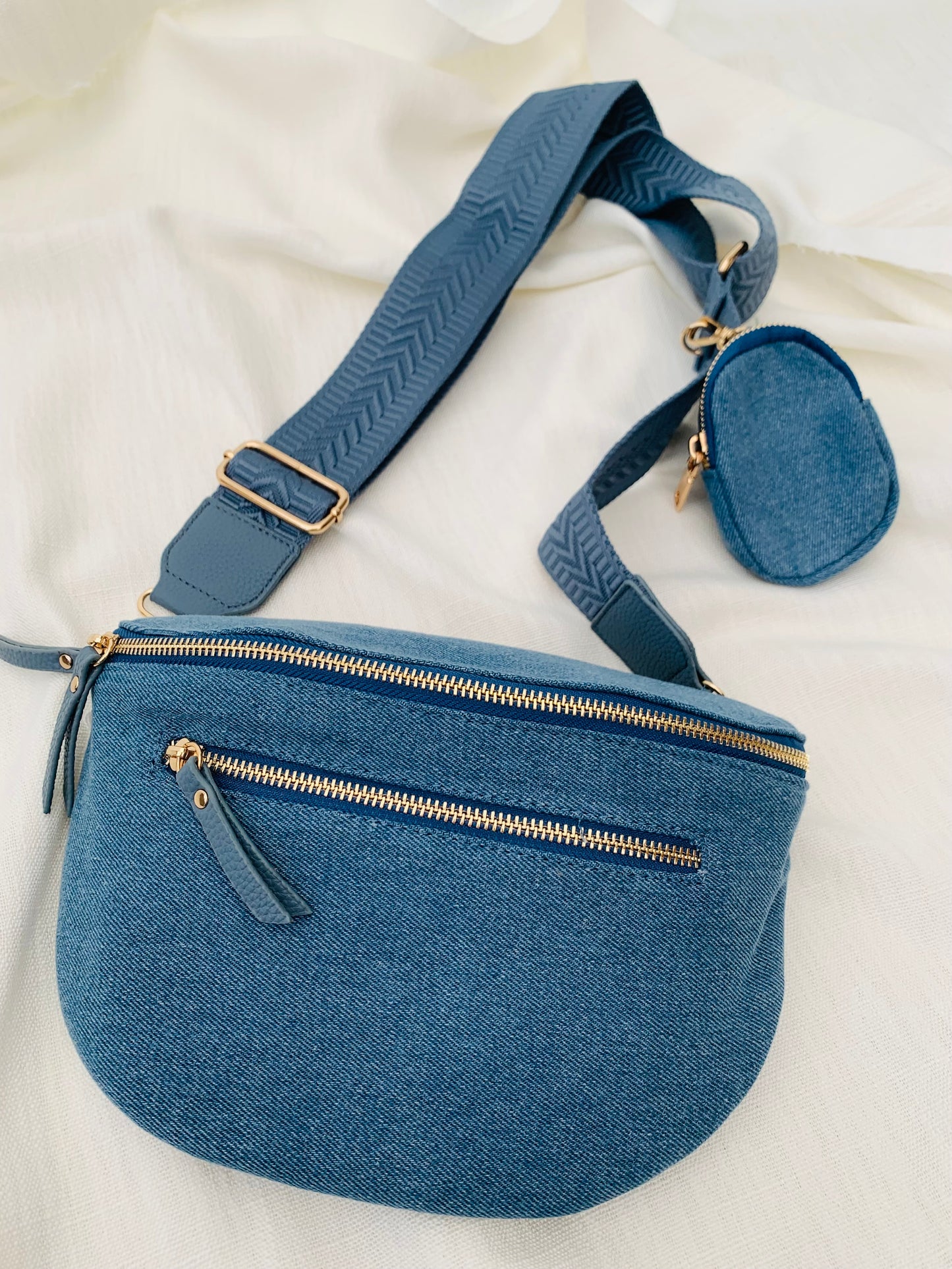 Crossbody 'denim'