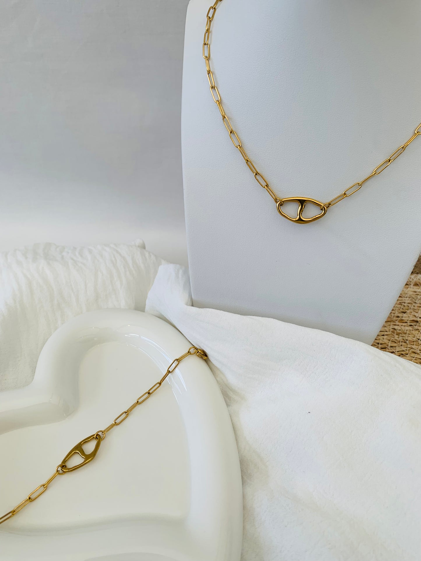 Ketting 'unique touch'