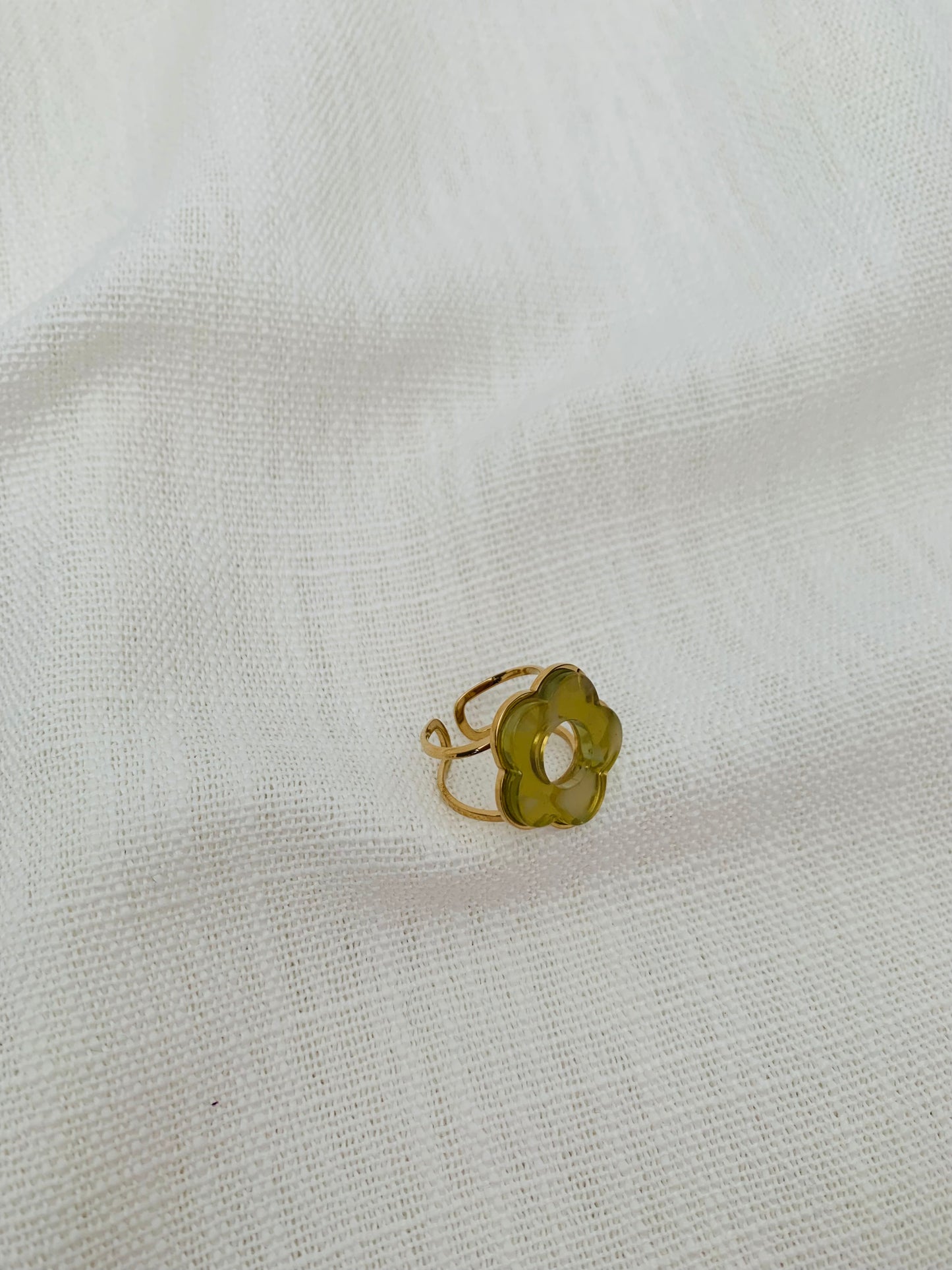 Ring 'green garden bloom'