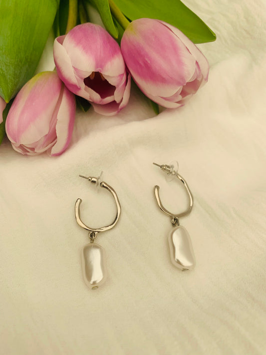 Oorbellen ‘moon drop'