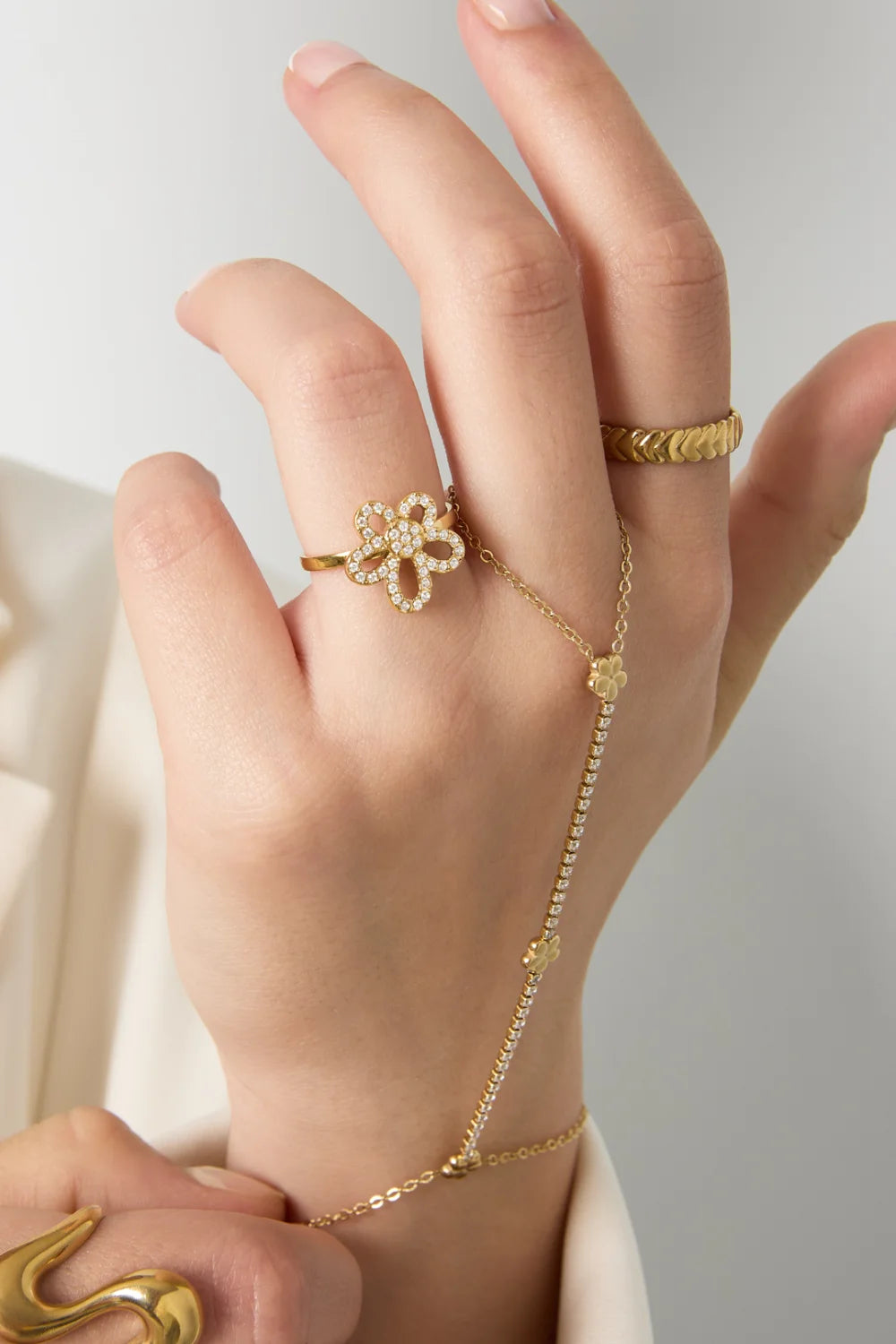 Ring 'inlaid flower'