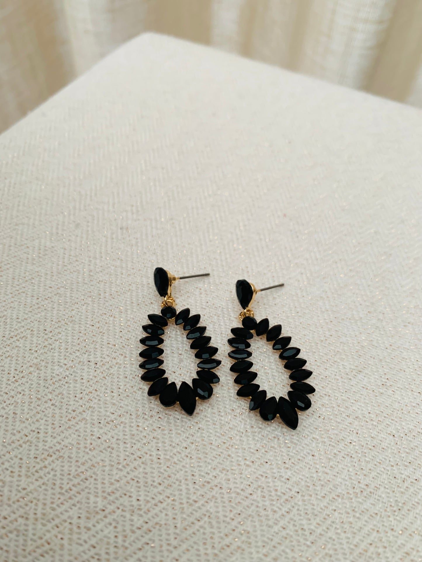 Oorbellen 'black sparkle'