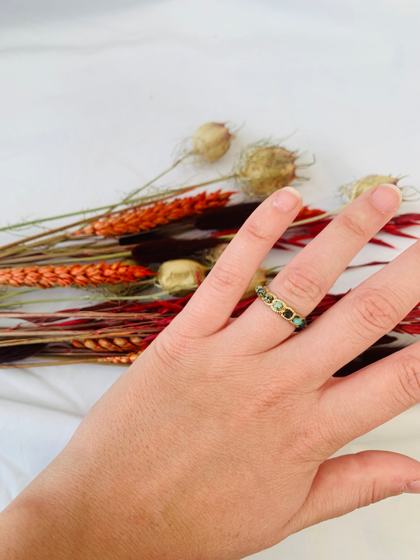 Ring ‘colored stones’