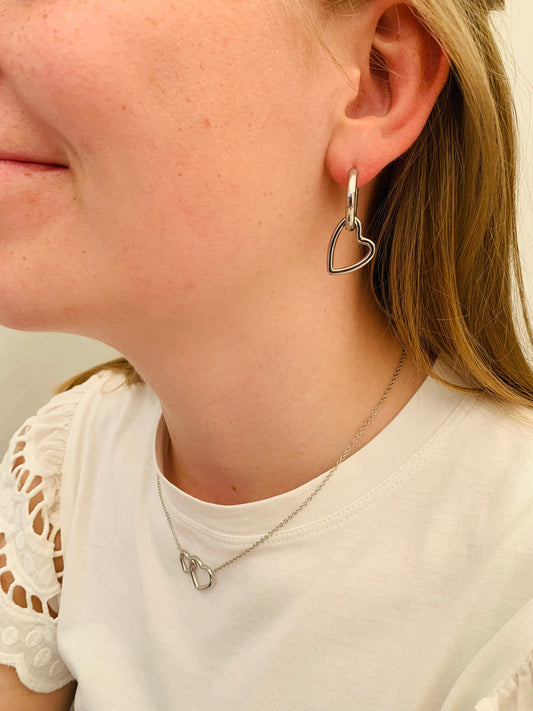 Oorbellen 'silver heart hoops'
